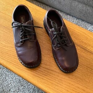 Women’s Size 9W Eastland Plainview Leather Oxfords, Excellent Condition!